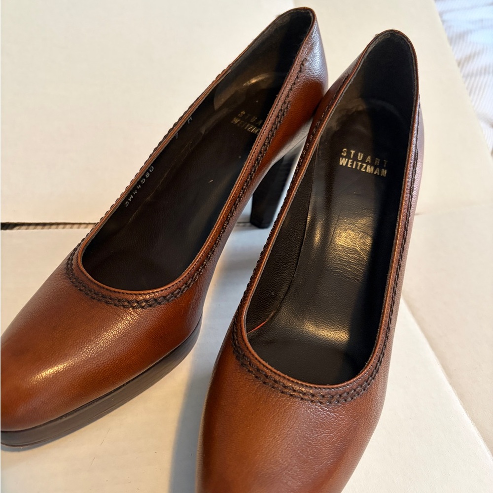 Stuart Weitzman Tan Leather Heels